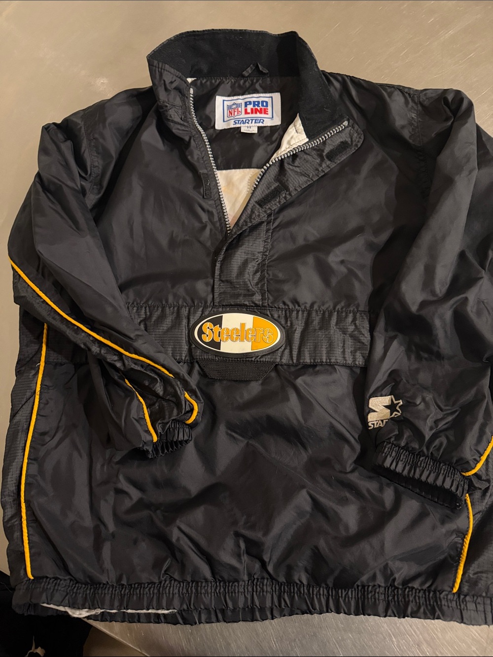 STARTER Black and Gold Pittsburgh Steelers Pullover Windbreaker